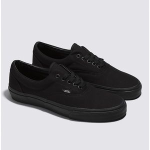Black Vans Era